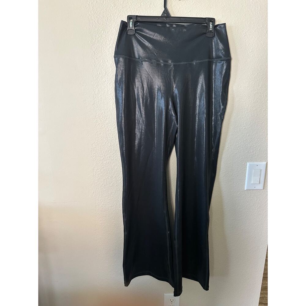Gilly Hicks black Leggings size XL/ NWOT 1064